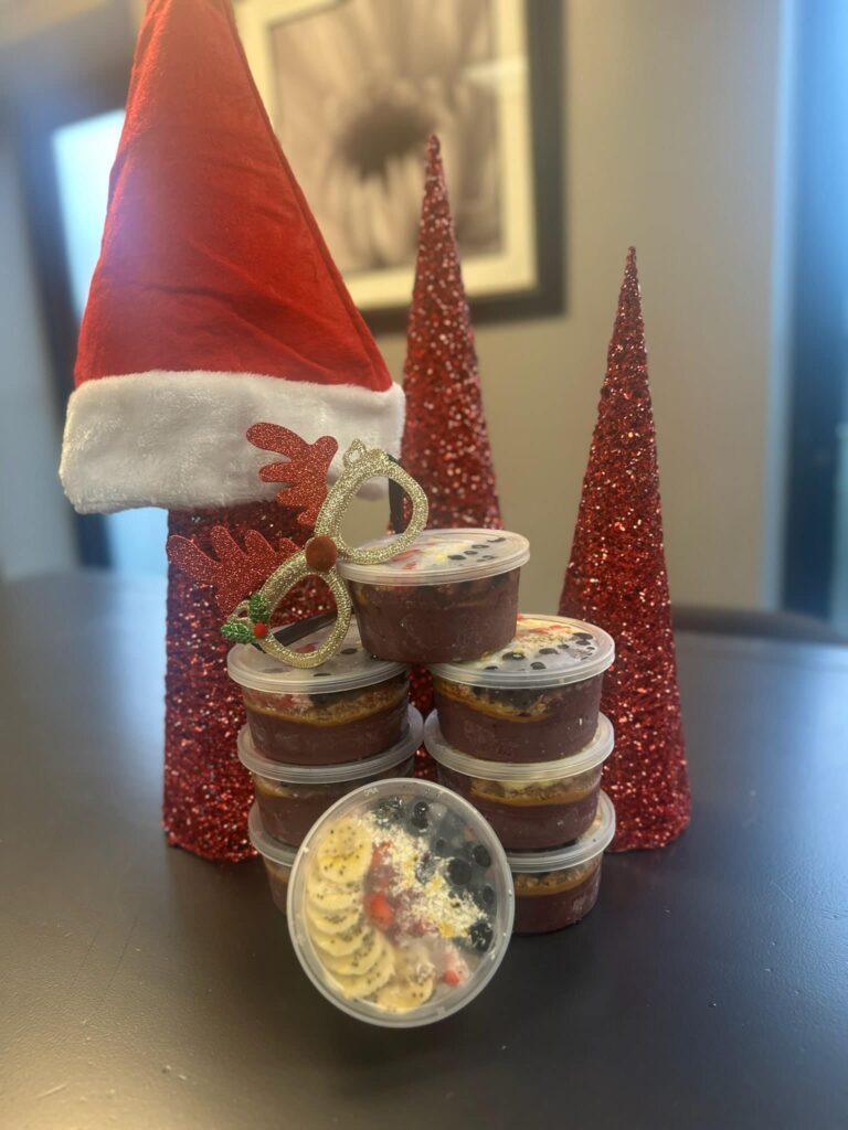 We want to give a heartfelt shoutout to **Oola Bowls** for generously providing their delicious açaí bowls for our therapist Christmas party! Your thoughtful contribution helped make our celebration extra special, and our team couldn’t stop raving about the amazing flavors and fresh ingredients.